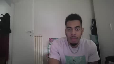 Magicsempai online show from 12/10/24, 11:54