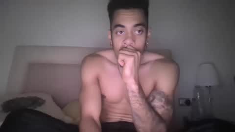 Magicsempai online show from 12/12/24, 03:16