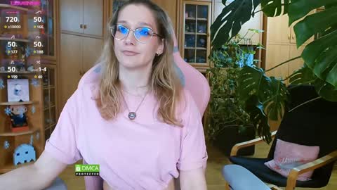 Nicole online show from 01/14/25, 04:04