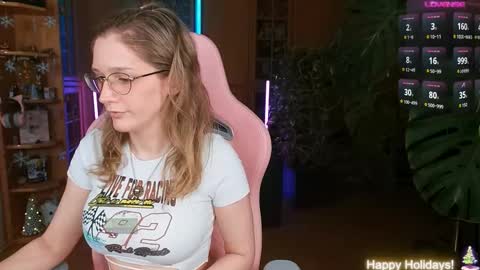 Nicole online show from 12/04/25, 06:27