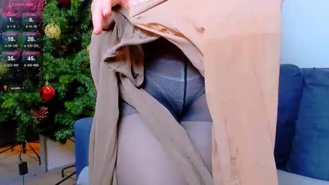 Jade online show from 01/30/25, 09:04