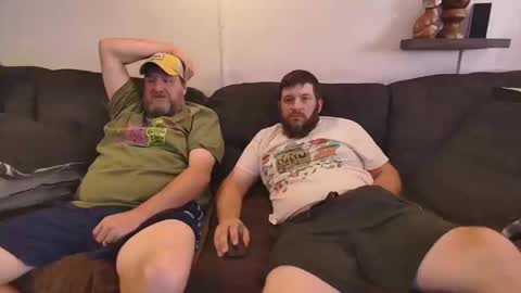 magmacumlava online show from 10/12/25, 09:47