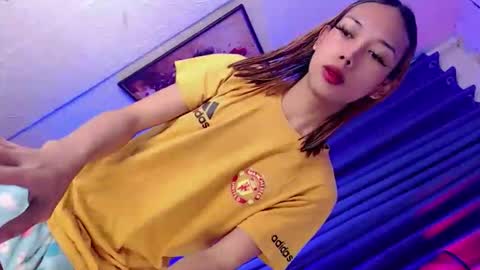 Mocah online show from 10/22/25, 11:21