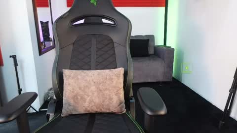 If you want me to use the Lovense please let me know  --    online show from 04/02/26, 05:21