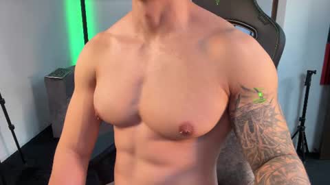 Snapshot of magnus_savage chatting on 07/20/26, 05:59 If you want me to use the Lovense please let me know -- online show from 07/20/26, 05:59