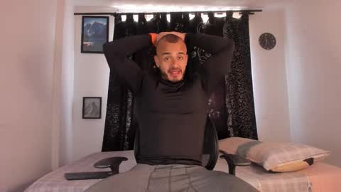 Magnusclark online show from 11/25/25, 04:29