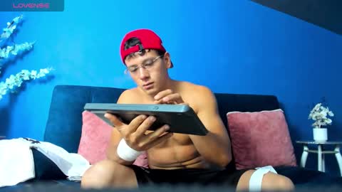 Magnus online show from 12/20/25, 04:36