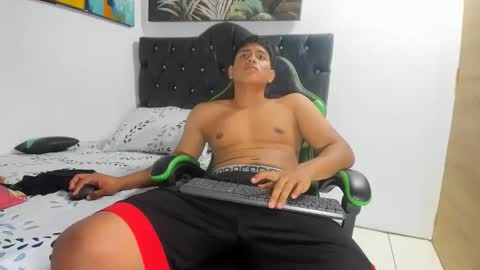 M A G N U S T online show from 04/16/26, 02:12