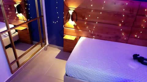 Dani online show from 09/17/25, 11:12