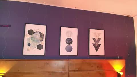 Dani online show from 09/30/25, 11:04