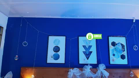 Dani online show from 12/22/25, 11:07