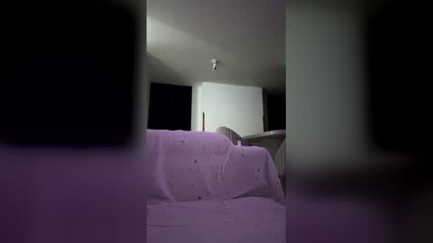 Snapshot of mahia_queen chatting on 01/14/26, 01:33 Dani online show from 01/14/26, 01:33