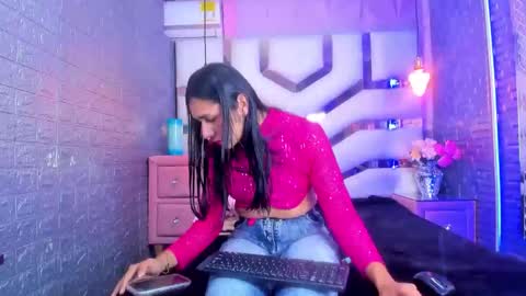 mahiara hot online show from 05/06/26, 03:24
