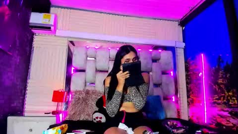 mahiara hot online show from 05/22/26, 02:33