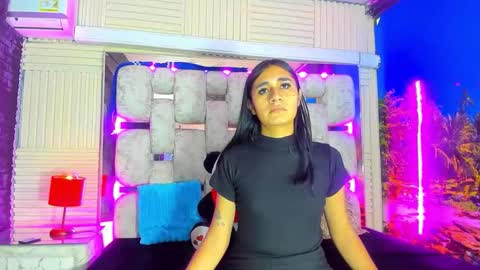 mahiara hot online show from 05/25/26, 12:55