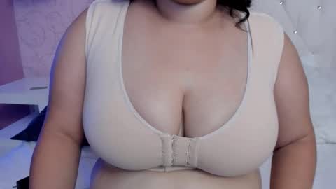 Snapshot of mahlakhalifa chatting on 05/06/26, 09:31 mahlakhalifa online show from 05/06/26, 09:31
