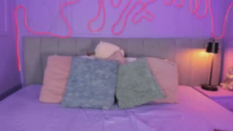 Mai online show from 11/28/25, 07:49