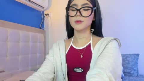 Mai online show from 04/25/26, 06:05