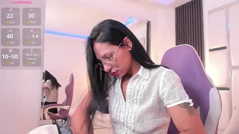 Snapshot of maia_clark520 chatting on 06/30/26, 07:26 Maia Clark online show from 06/30/26, 07:26