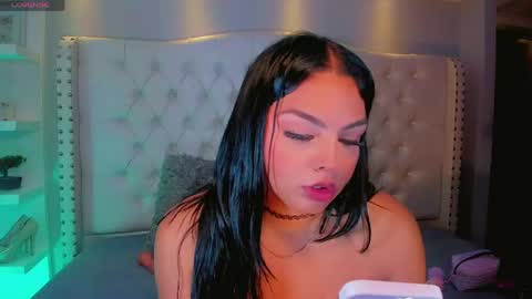 Snapshot of maia_hotts chatting on 06/06/26, 08:24 CamiiGarcia online show from 06/06/26, 08:24