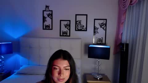 Maia Reficco online show from 01/17/26, 12:10