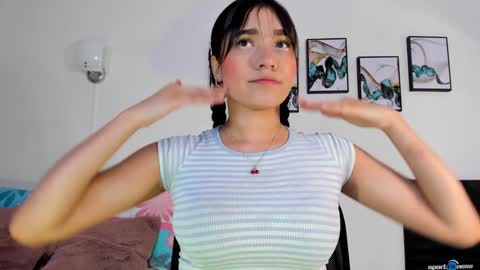 Maia online show from 02/06/25, 12:37