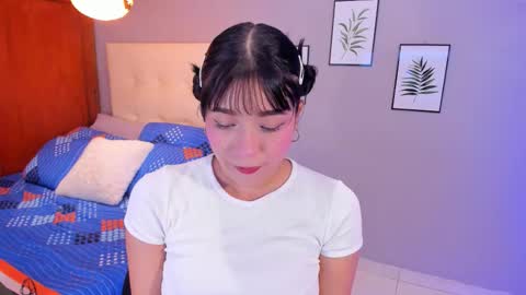 Maia online show from 11/08/25, 12:27