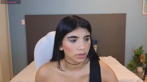 Maiaa Ruiz  online show from 12/29/24, 01:17