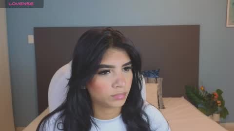 Maiaa Ruiz  online show from 02/10/25, 01:11