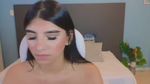 Maiaa Ruiz  online show from 02/12/25, 01:37