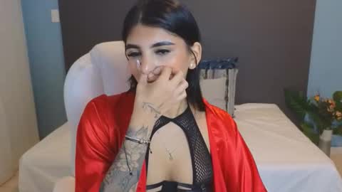 Maiaa Ruiz  online show from 02/25/25, 04:31