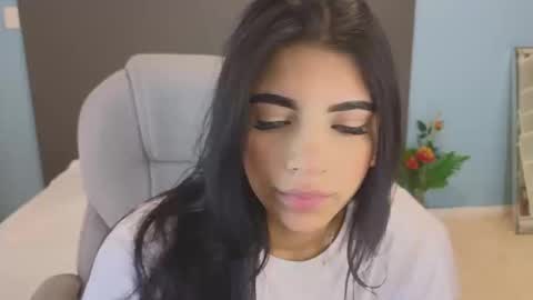 Maiaa Ruiz  online show from 09/09/25, 02:38