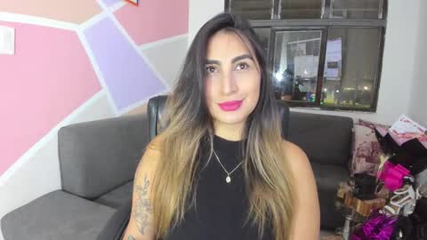   online show from 11/28/25, 02:47