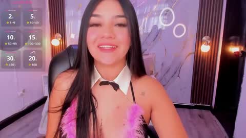 Snapshot of maiaevans1 chatting on 04/01/26, 12:17 Maia online show from 04/01/26, 12:17