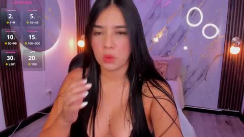 Snapshot of maiaevans1 chatting on 04/11/26, 11:58 Maia online show from 04/11/26, 11:58