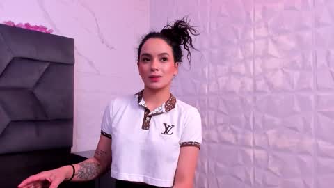 Maia  online show from 10/04/25, 11:52