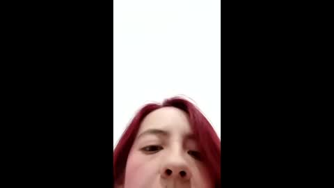 Snapshot of maiarosse_ chatting on 02/24/25, 04:27 MaiaRosse  online show from 02/24/25, 04:27