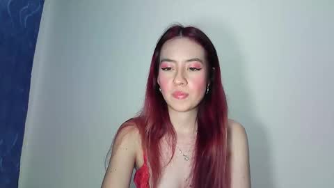 Snapshot of maiarosse_ chatting on 09/28/25, 03:34 MaiaRosse  online show from 09/28/25, 03:34