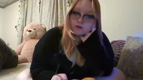 Snapshot of maicii006 chatting on 12/03/25, 01:57 maicii006 online show from 12/03/25, 01:57