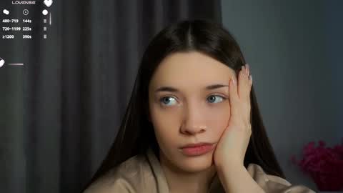 Snapshot of maidabuoy chatting on 02/12/25, 02:03 Lucy online show from 02/12/25, 02:03
