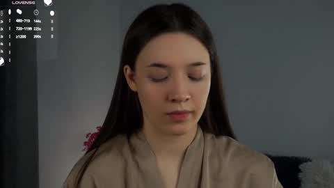 Snapshot of maidabuoy chatting on 02/19/25, 01:18 Lucy online show from 02/19/25, 01:18
