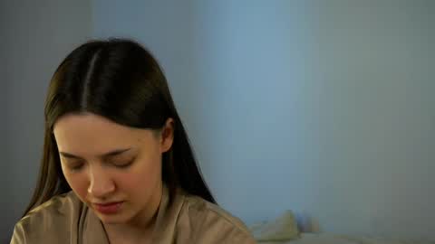 Snapshot of maidabuoy chatting on 03/04/25, 07:19 Lucy online show from 03/04/25, 07:19