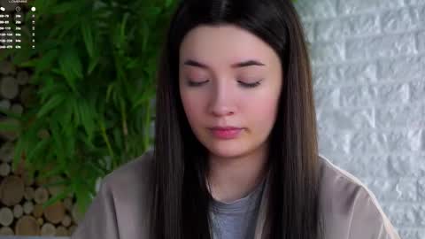 Lucy online show from 03/24/26, 03:33