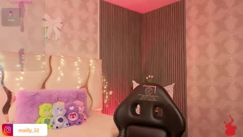 Snapshot of maiily_tay chatting on 02/04/26, 11:49 maiily_tay online show from 02/04/26, 11:49