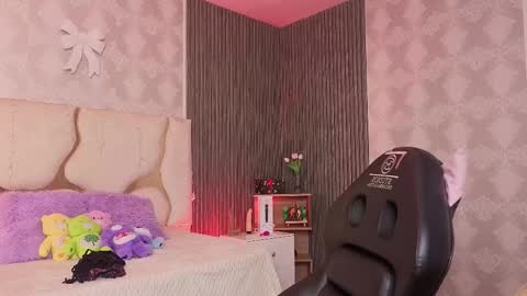 Snapshot of maiily_tay chatting on 02/09/26, 11:58 maiily_tay online show from 02/09/26, 11:58