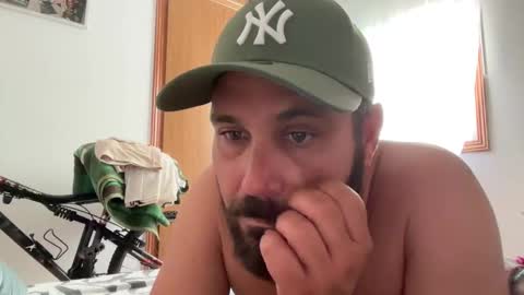 Snapshot of maikel61 chatting on 09/28/25, 05:07 Maikel61 online show from 09/28/25, 05:07