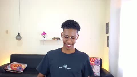 I am Maik online show from 02/13/25, 05:54