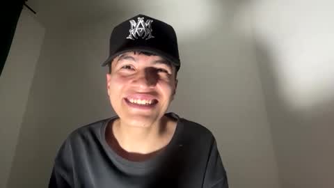 maikitol online show from 04/23/26, 01:29