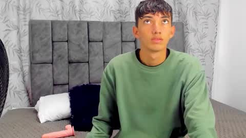 Maikol online show from 11/28/25, 11:24