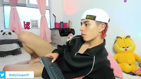 maiky_cooper01 online show from 02/26/26, 08:52